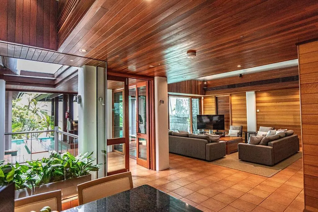 17 Wharf Street - Main House & Bungalow Port Douglas 0*,  Australia